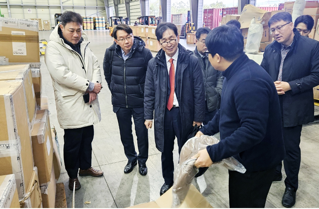 부산세관 신항청사 협업검사 현장 방문